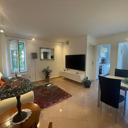 Apartments Bloom Near The Beach ポレッチ エクステリア 写真