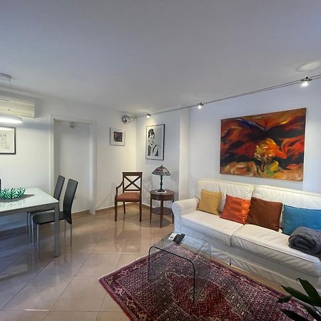 Apartments Bloom Near The Beach ポレッチ エクステリア 写真